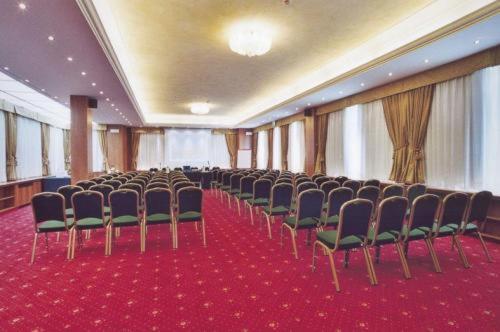 Hotel Valdarno Монтеварки Экстерьер фото