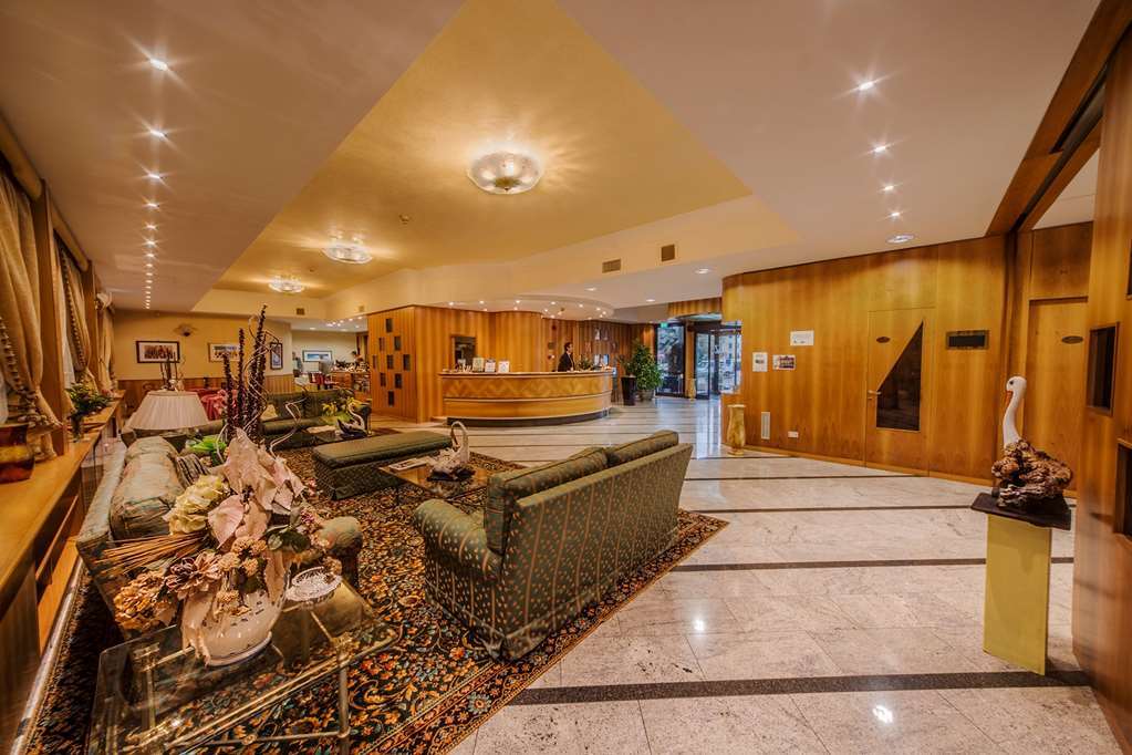 Hotel Valdarno Монтеварки Интерьер фото